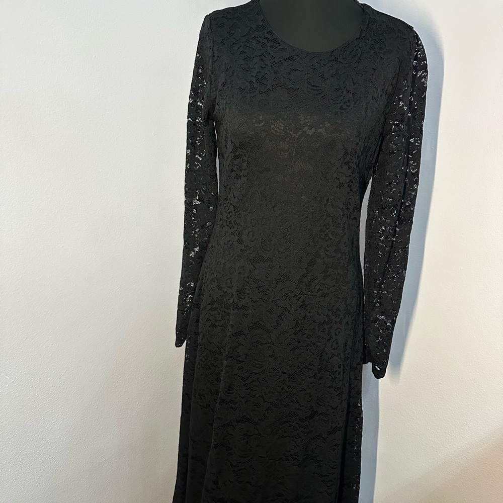 Elegant Black Lace Dress $15